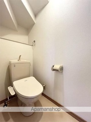 ファミーユ　Ａ[2LDK/59.6m2]のトイレ