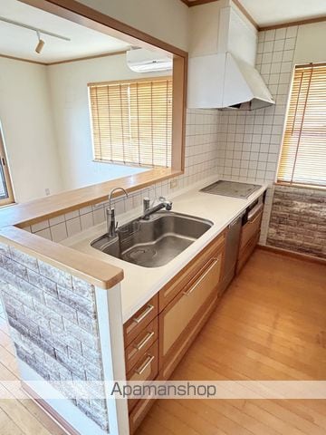 加茂戸建貸家2の内装写真