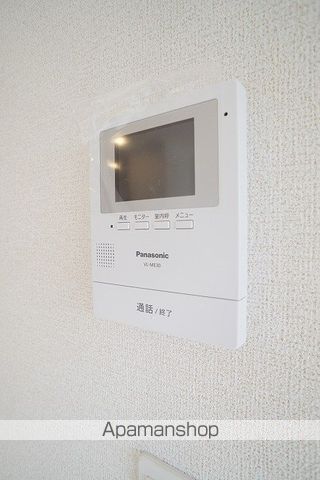 アンジェニュ・シャトンの内装写真