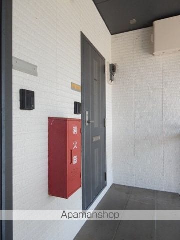 パルコートの玄関写真
