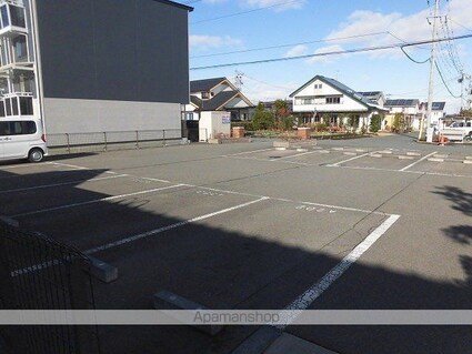 ＲＩＳＥ（ライズ）Ｂ[2LDK/73.17m2]の駐車場