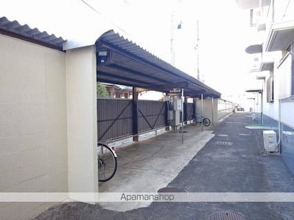 ロイヤルハイツＭＯＲＩ[2LDK/50m2]の外観5