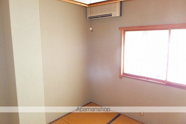 メゾンアルパ宮町の内装写真