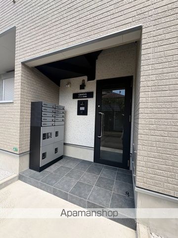 GRADUS小田急相模原の玄関写真