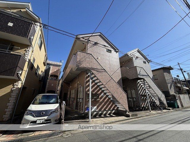 アンファンA棟の外観写真