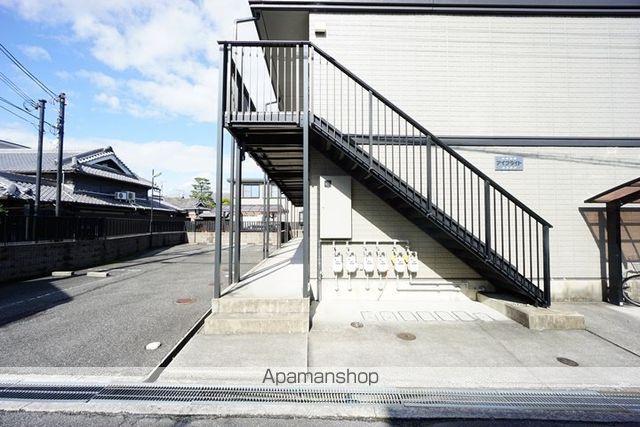 アイブライトの玄関写真