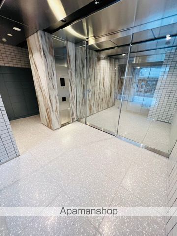 クレストコート蔵前レジデンスの玄関写真