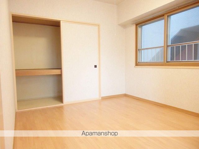 リベルティ大通の内装写真
