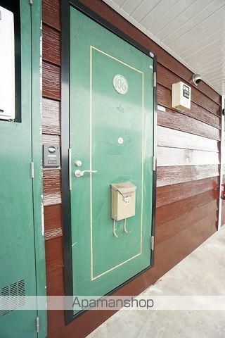 エスポワール中庄の玄関写真