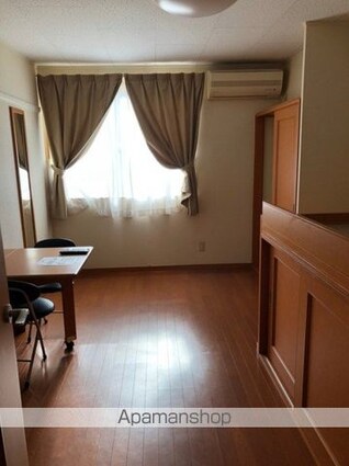 レオパレスサンハイム岩切Ⅲ[1K/23.71m2]のリビング・居間