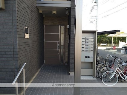 ミランダ深大寺[1R/27.53m2]のエントランス
