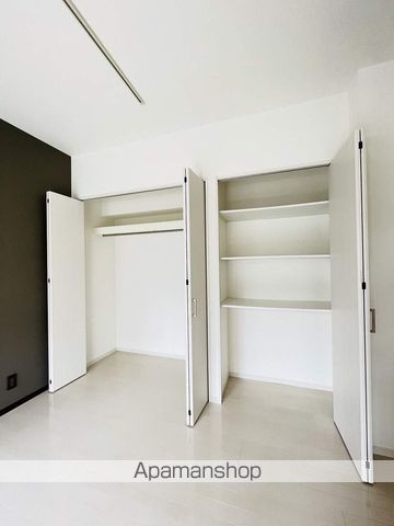 ファーストレジデンス栄の内装写真