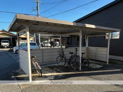 クリスタルコート[1K/31.68m2]の共用部