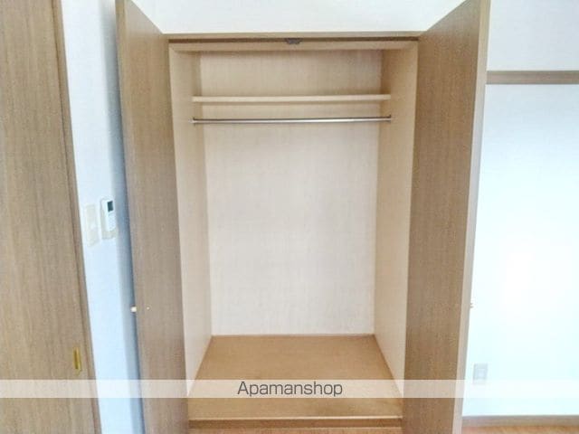 グリーンパーク新町Iの内装写真