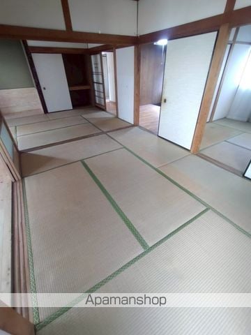 土屋貸家の内装写真