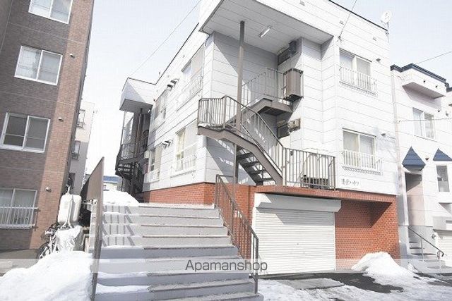 清栄ハイツの外観写真