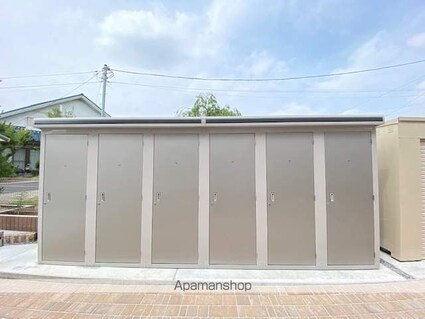 ルシアン[2LDK/50.38m2]の共用部3