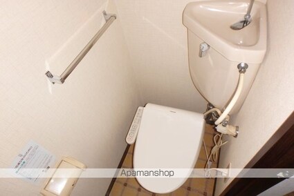 フォーブルイースト[2DK/43.68m2]のトイレ