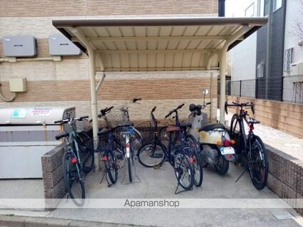 レオパレスＧフォレスト沼袋[1K/22.35m2]のエントランス1