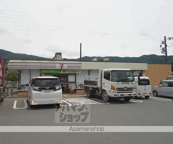 西浦マンションの周辺写真
