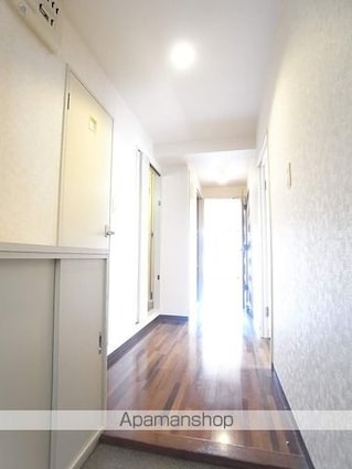 モナーク西八王子[2LDK/58.32m2]の玄関