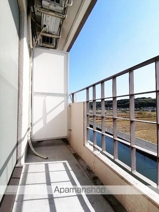 サンライズブルー[1R/22.9m2]のバルコニー