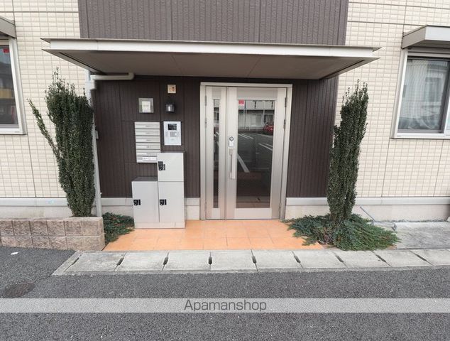 アベニュー花立の玄関写真