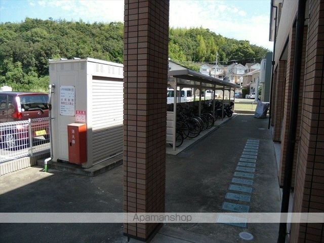 和歌山県和歌山市三葛[1DK/32m2]の共用部1