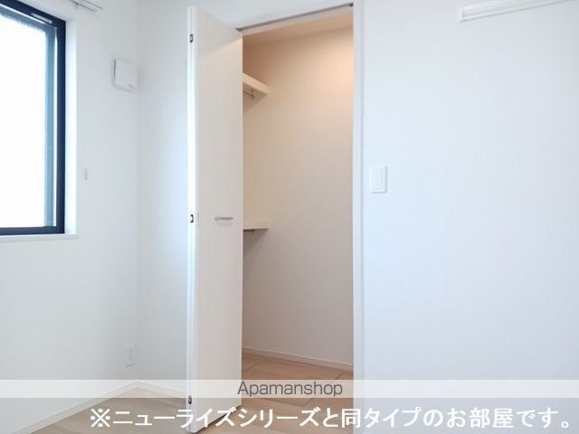 メゾンプルミエールVIIIの内装写真