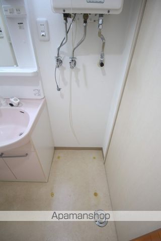 ディスティニーIIの内装写真