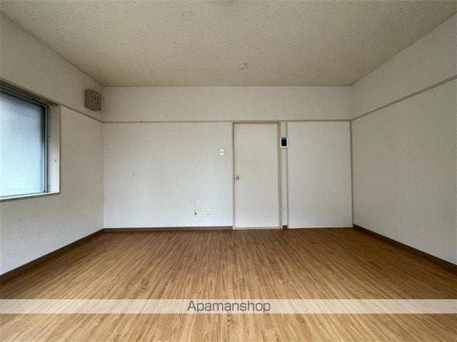 コーポ中島丁の内装写真