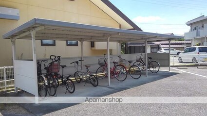 エステート今井[2LDK/55.84m2]の共用部2