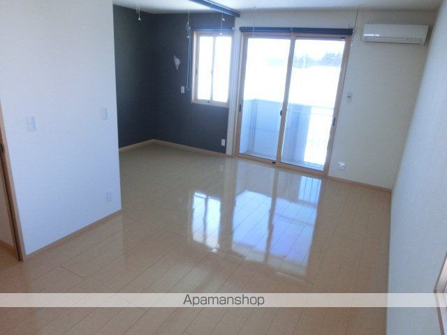 盛岡市 2階建 築18年の内装写真