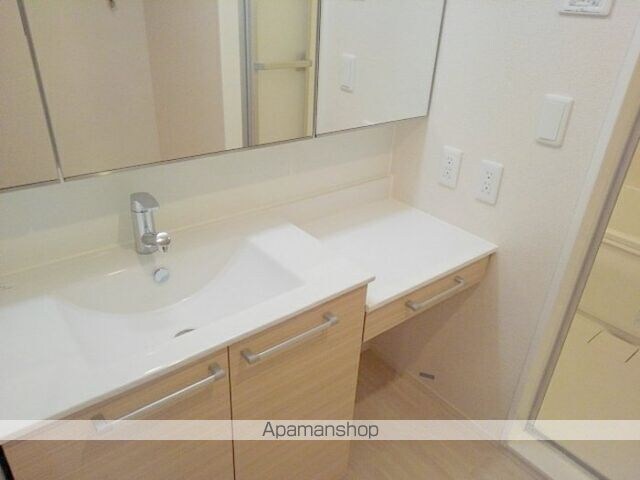 和歌山県和歌山市出水[2LDK/58.07m2]の洗面所