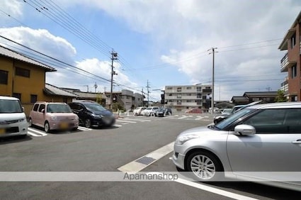 ジュモーレ[2LDK/73.87m2]の駐車場