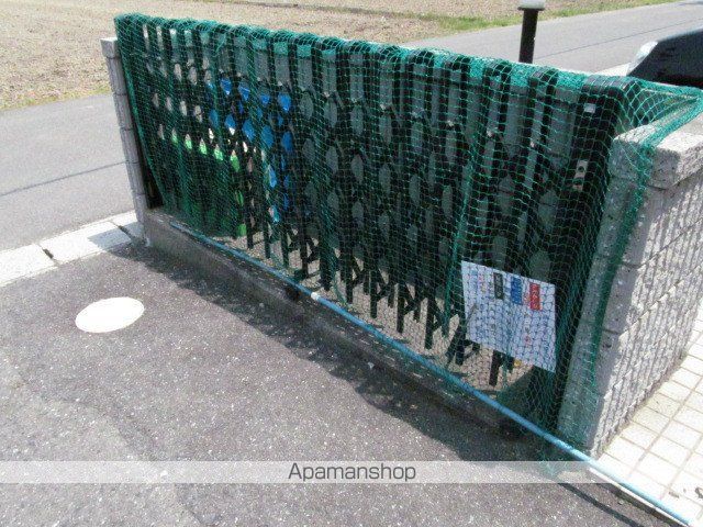 ヴィラJ1号館の外観写真