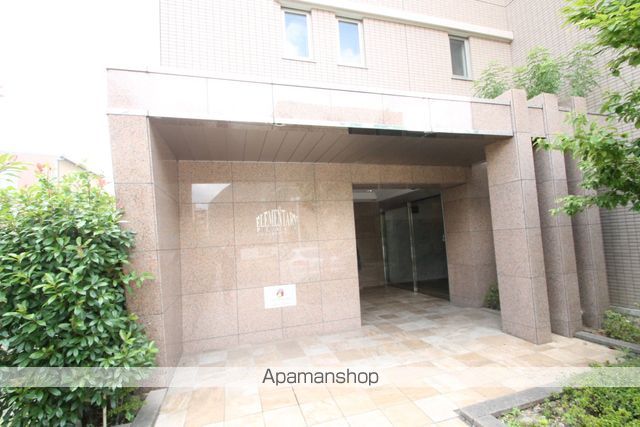 ELEMENTARY PLACEの玄関写真