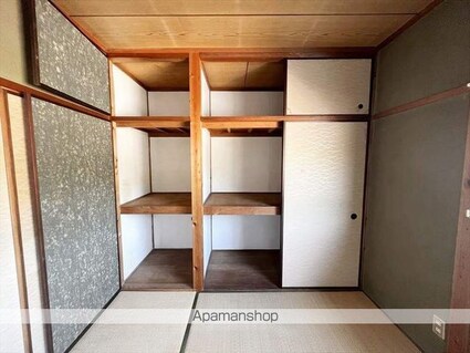 コーポ８５中棟[2DK/38m2]の収納