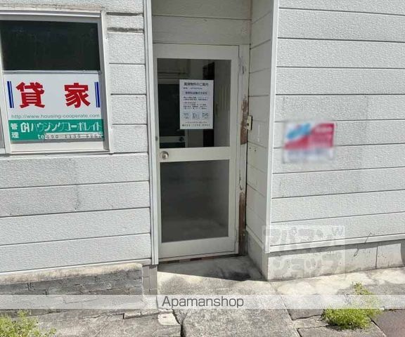 瓜生貸家の玄関写真