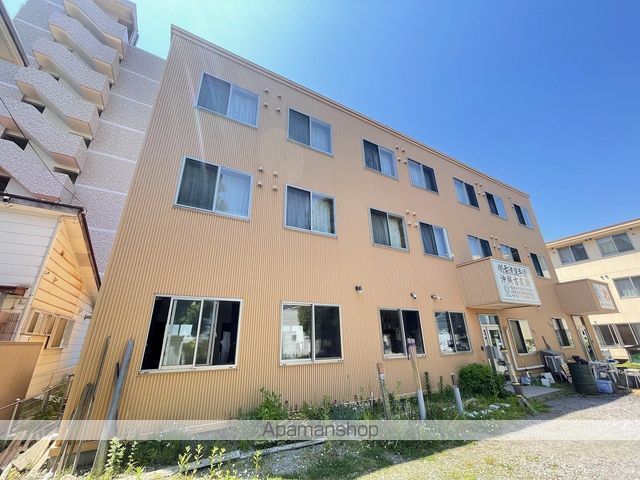 函館市電本線湯川線 柏木町駅 徒歩7分 3階建 築14年の外観写真