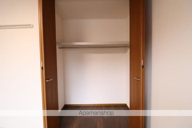 リビングタウン金沢参番館 Dの内装写真