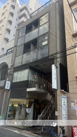 グローバル並木通りの外観写真