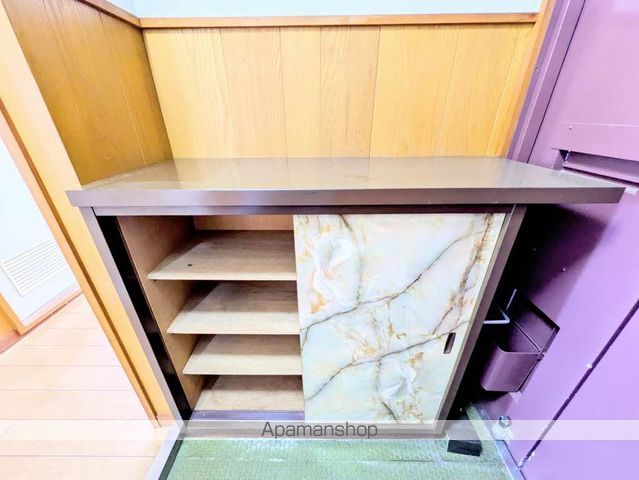 真締川ハイツの内装写真