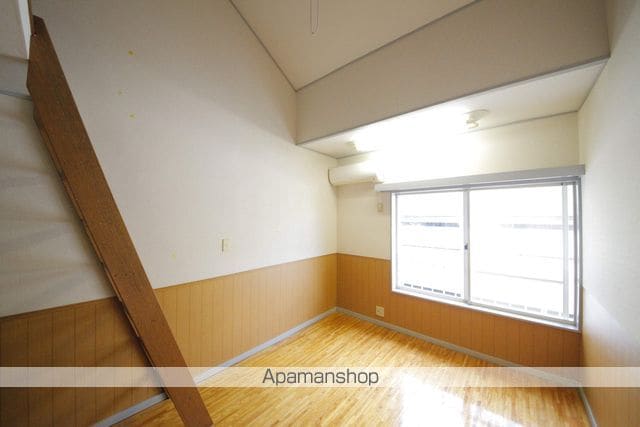 フロムココの内装写真
