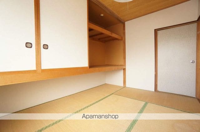 大場ハイツ2号棟の内装写真