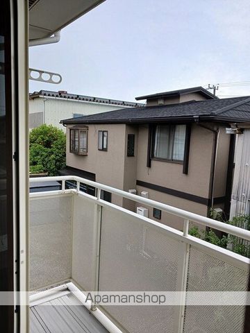 アズミナティの内装写真