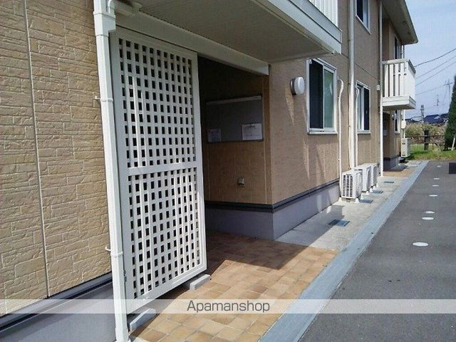 セントポーリアIIの玄関写真