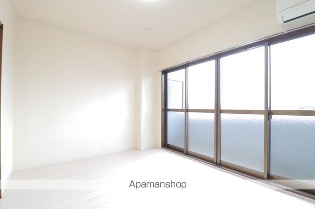 ブライトシャインの内装写真