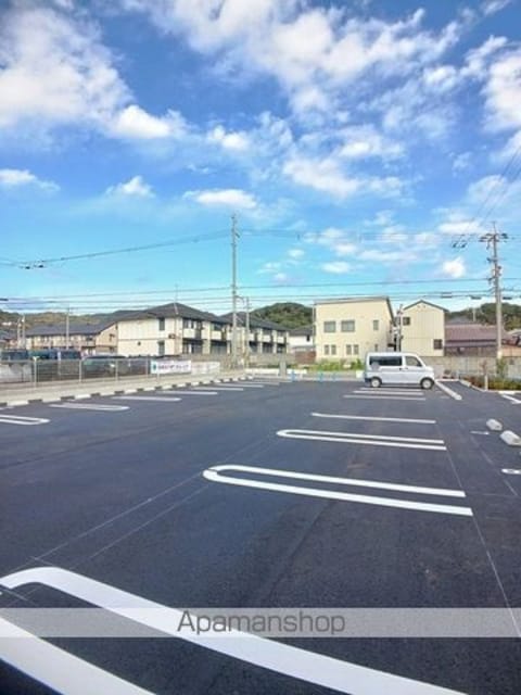 ザ・ビレッジグリーン木ノ本Ⅱ[2LDK/58.6m2]の駐車場