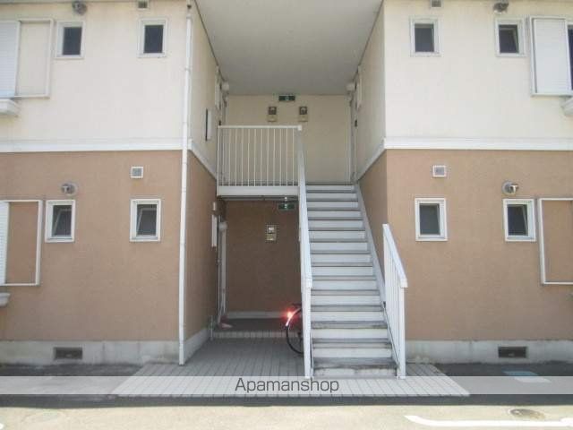 フレグランス畑毛A棟の玄関写真